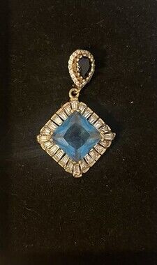 Gorgeous Vintage Turkish Sterling Silver And Rhinestone Pendant. 18mm